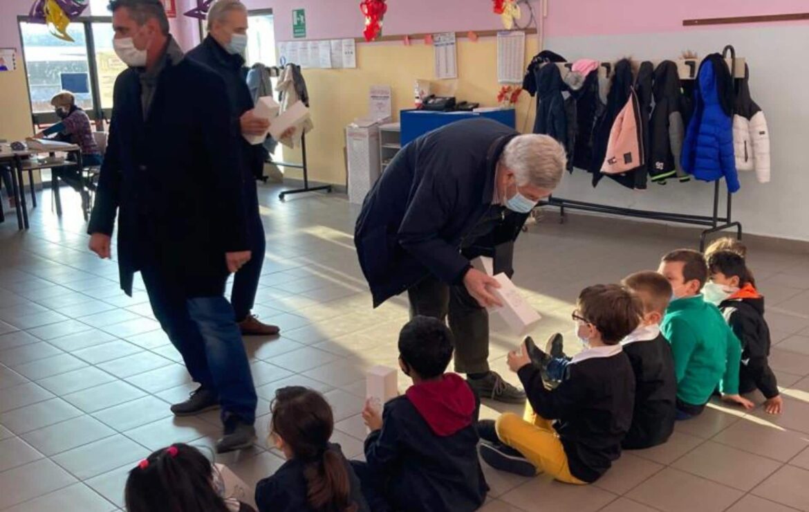 “Acqua in borraccia”, i bambini diventano piccoli artisti